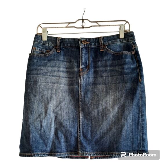 Tommy Hilfiger Knee Length Dask Wash Denim Skirt - Picture 1 of 4